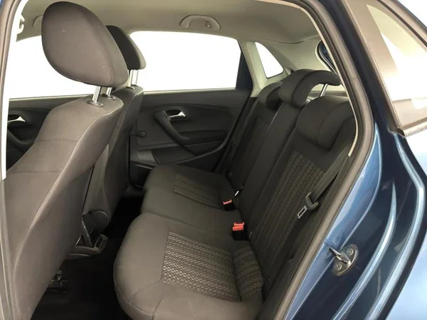 VOLKSWAGEN Polo (2017) — foto 8 van 28