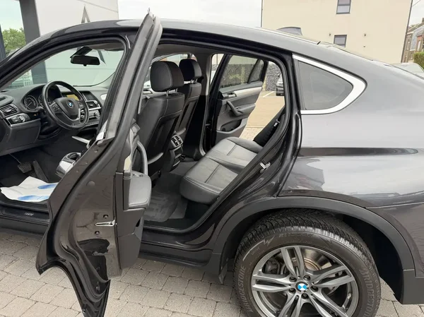 Bmw X4 (2015) — foto 10 van 23