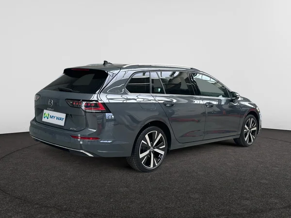VOLKSWAGEN Golf VIII SW (2025) — foto 12 van 22