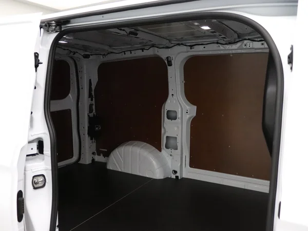 VOLKSWAGEN Transporter T7 30 Fou Swb (2025) — foto 11 van 20