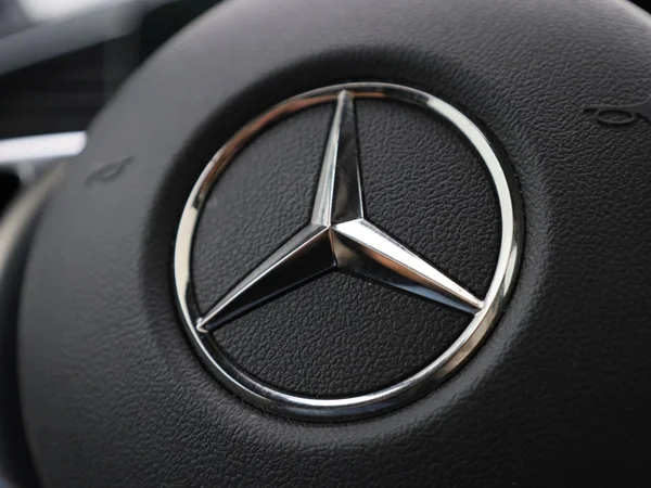Mercedes-Benz GLE (2022) — foto 25 van 58