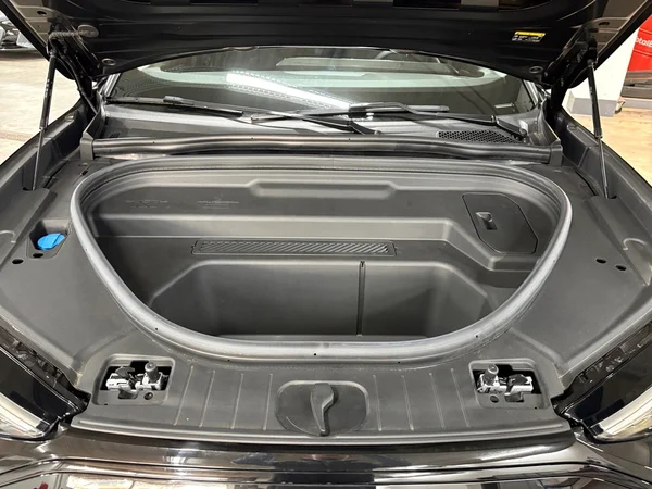 AUDI Q6 e-tron (2026) — foto 16 van 23