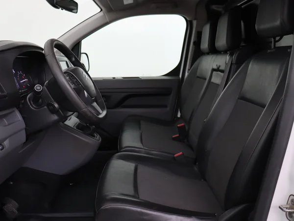 CITROEN Jumpy (2020) — foto 2 van 26