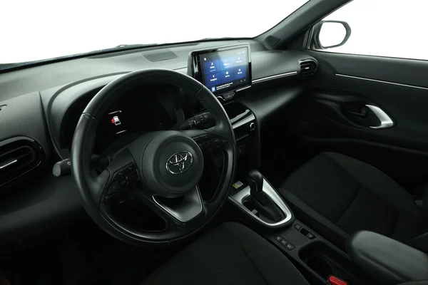 Toyota Yaris (2024) — foto 2 van 16