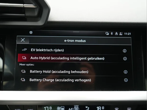 AUDI A3 Sportback PHEV (2024) — foto 21 van 30