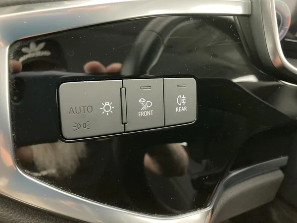 AUDI Q3 PHEV (2022) — foto 9 van 36