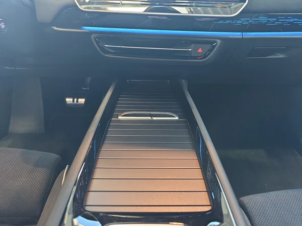 VOLKSWAGEN ID.7 (2024) — foto 13 van 22