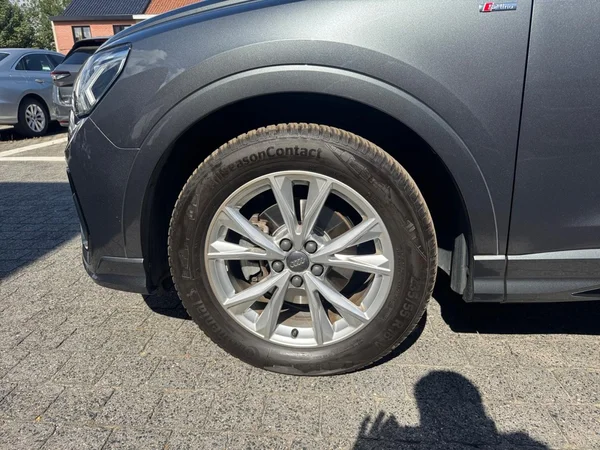 AUDI Q3 (2019) — foto 16 van 24