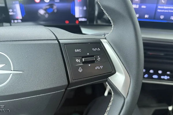 Opel Frontera (2025) — foto 7 van 19