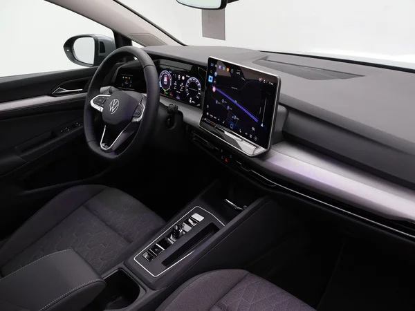 VOLKSWAGEN Golf VIII (2026) — foto 17 van 23