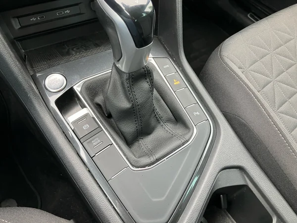 VOLKSWAGEN Tiguan eHybrid (PHEV) (2023) — foto 11 van 24