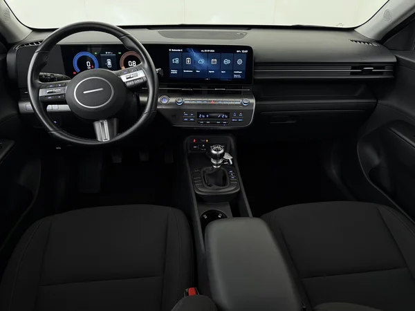 HYUNDAI Kona (2025) — foto 27 van 27