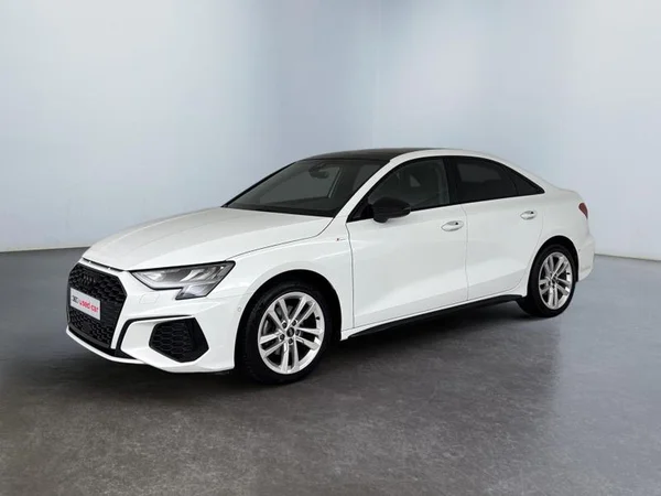 AUDI A3 Sedan Dsl (2022) — foto 1 van 37