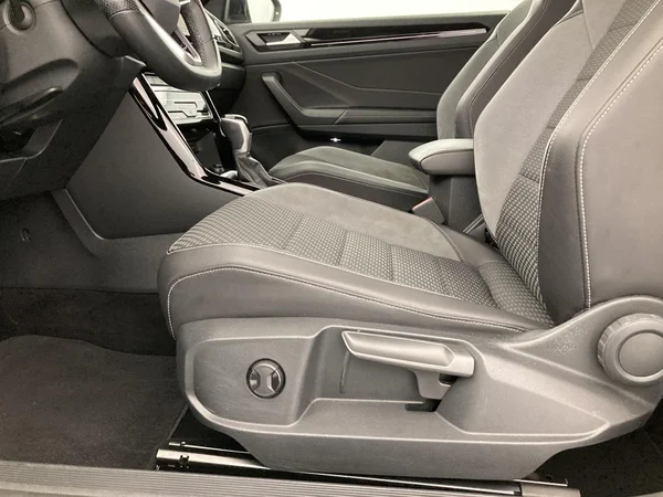 VOLKSWAGEN T-Roc Cabriolet (2022) — foto 27 van 48
