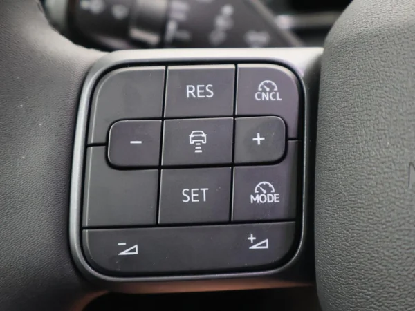 VOLKSWAGEN ID.Polo (2026) — foto 8 van 23