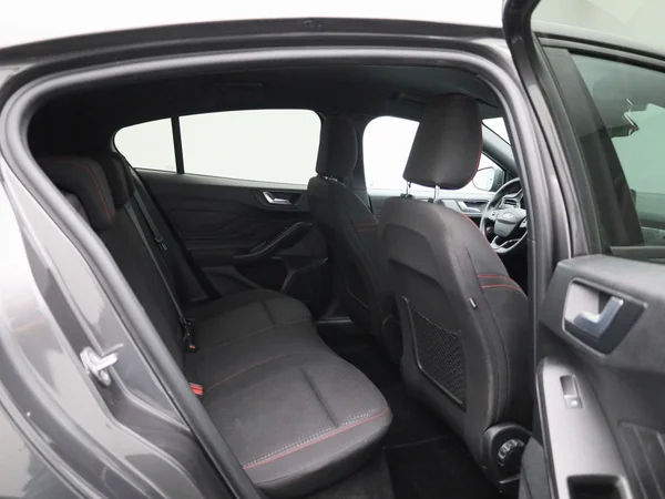 Ford Focus (2022) — foto 28 van 39