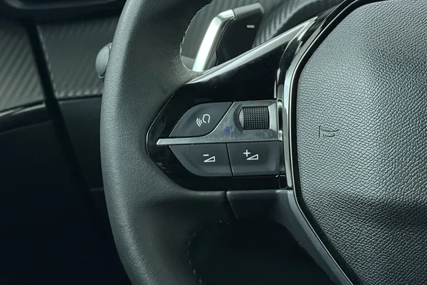 Peugeot 2008 (2025) — foto 5 van 16