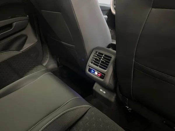 VOLKSWAGEN T-Roc (2026) — foto 11 van 24