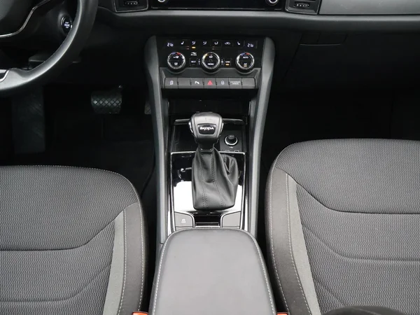 SKODA Kodiaq (2024) — foto 17 van 32
