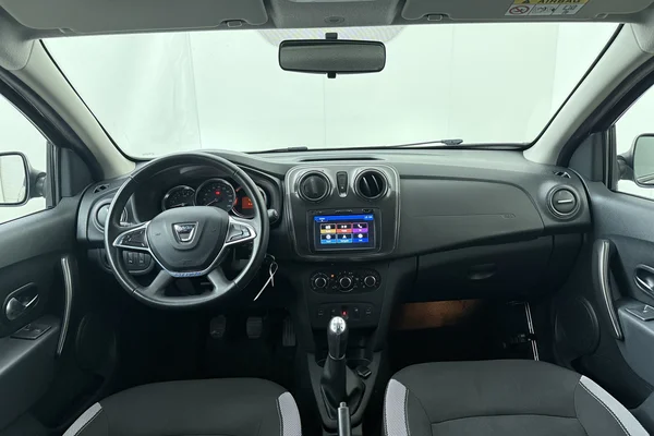 Dacia Logan Mcv Stepway (2020) — foto 23 van 23