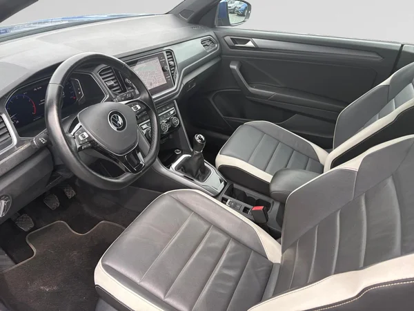 VOLKSWAGEN T-Roc Cabriolet (2021) — foto 24 van 24