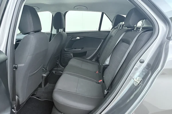 Fiat Tipo SW Cross (2023) — foto 15 van 16