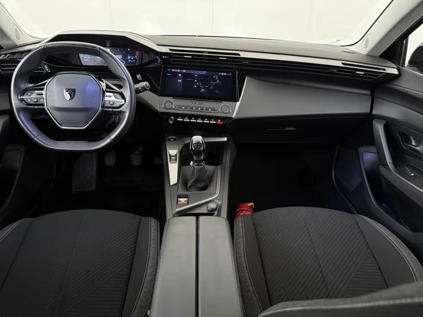 PEUGEOT 308 (2023) — foto 27 van 27