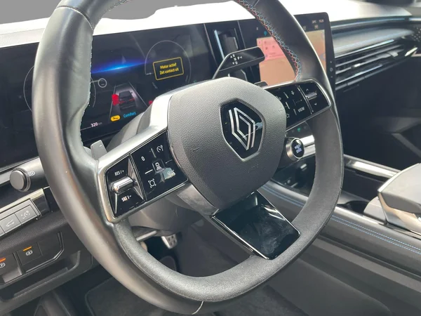 Renault Austral (2024) — foto 31 van 31