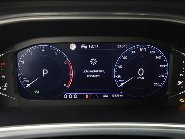 VOLKSWAGEN T-Roc (2024) — foto 5 van 20