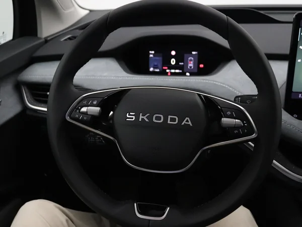 SKODA Enyaq Coupé (2025) — foto 28 van 28