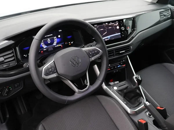 VOLKSWAGEN Taigo (2024) — foto 8 van 23