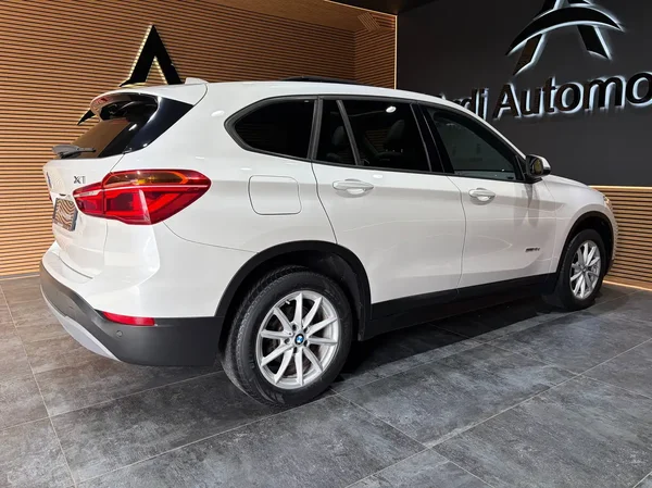 Bmw X1 (2016) — foto 16 van 25