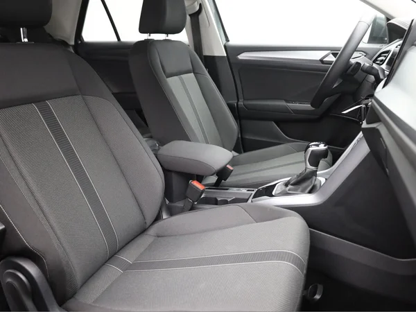 VOLKSWAGEN T-Roc (2023) — foto 14 van 19