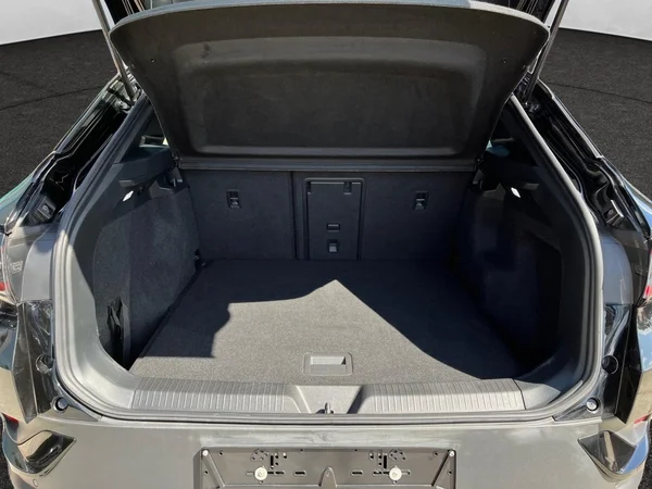 VOLKSWAGEN ID.4 (2023) — foto 21 van 23