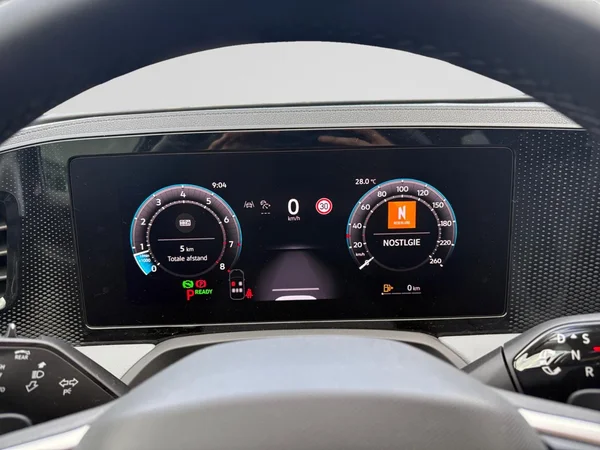 VOLKSWAGEN Passat SW (2026) — foto 22 van 22