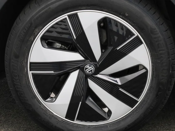 MG ZS EV (2023) — foto 5 van 43