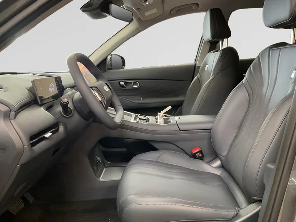GEELY Starray EM-i (PHEV) (2026) — foto 22 van 22