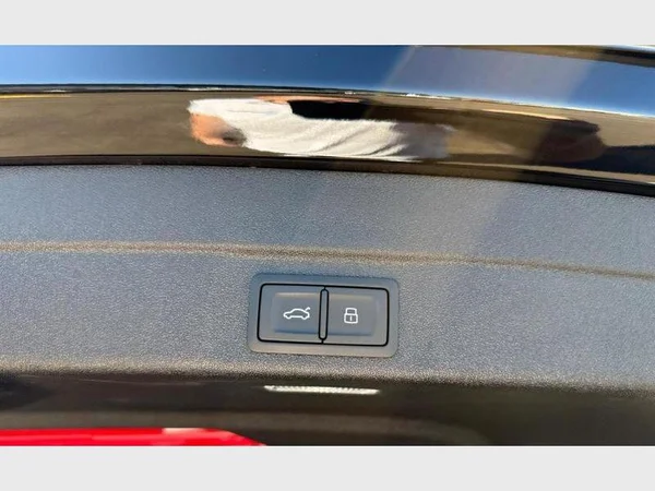 Audi RS 5 Avant PHEV (2026) — foto 19 van 27