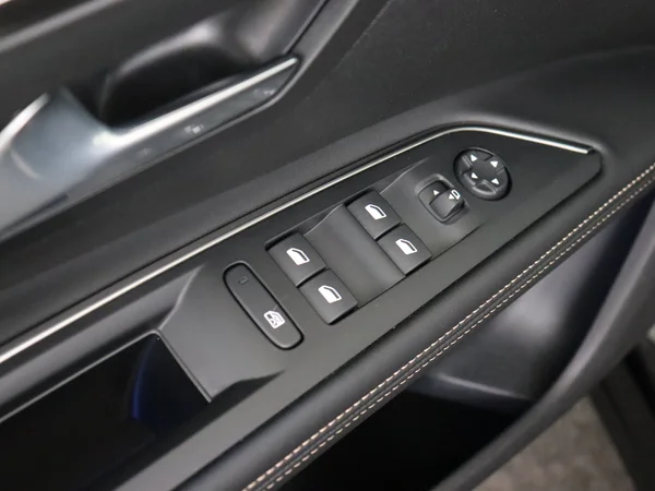 PEUGEOT 5008 (2024) — foto 20 van 30