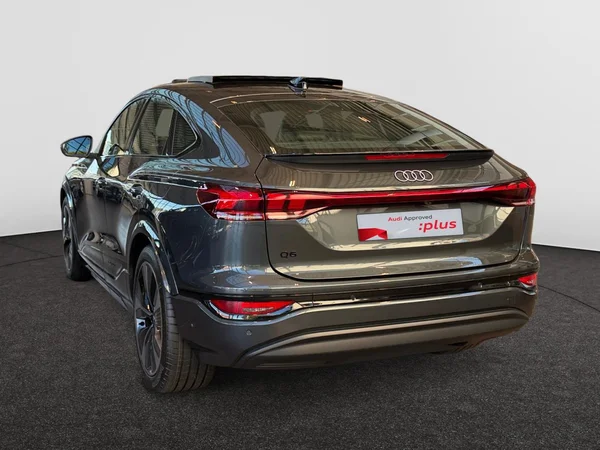 AUDI Q6 Sportback e-tron (2026) — foto 18 van 24