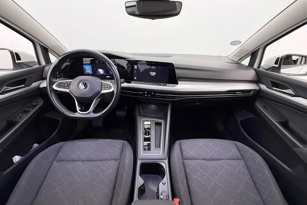 Volkswagen Golf VIII (2021) — foto 6 van 31