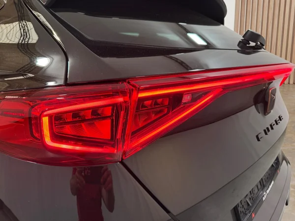 Cupra Formentor (2023) — foto 29 van 30