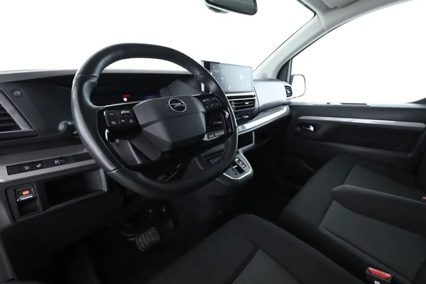 Opel Zafira (2024) — foto 2 van 16