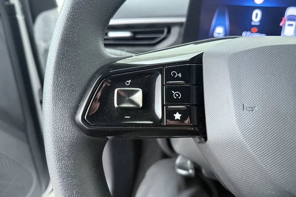 MG MG3 (2025) — foto 6 van 18