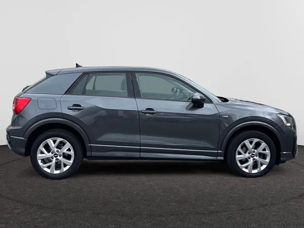 AUDI Q2 Dsl (2021) — foto 9 van 18