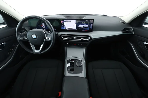 BMW 3-serie (2024) — foto 3 van 16