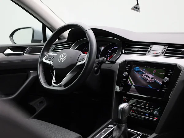 Volkswagen Passat (2024) — foto 28 van 42