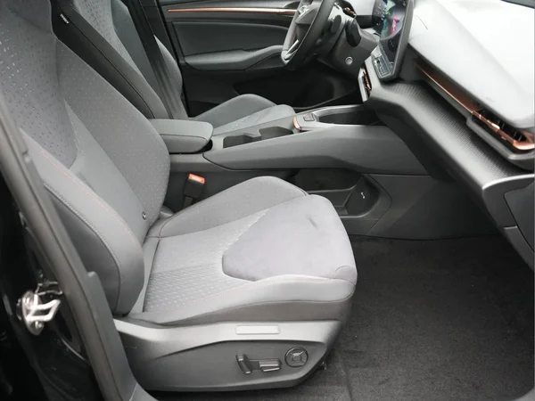 CUPRA Raval (2026) — foto 8 van 10