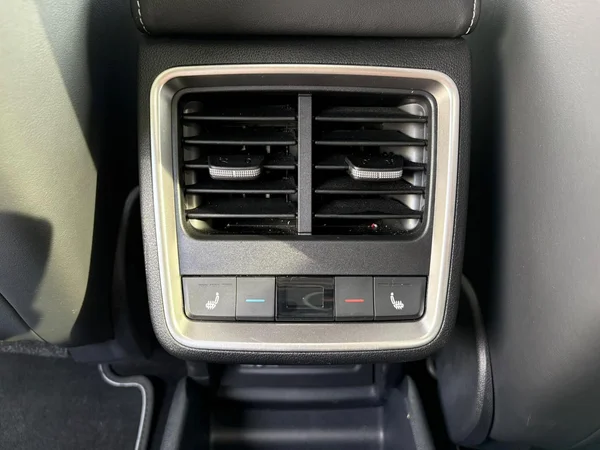 SKODA Enyaq (2025) — foto 13 van 22