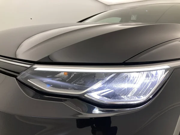 VOLKSWAGEN Golf Variant VIII (2021) — foto 27 van 36